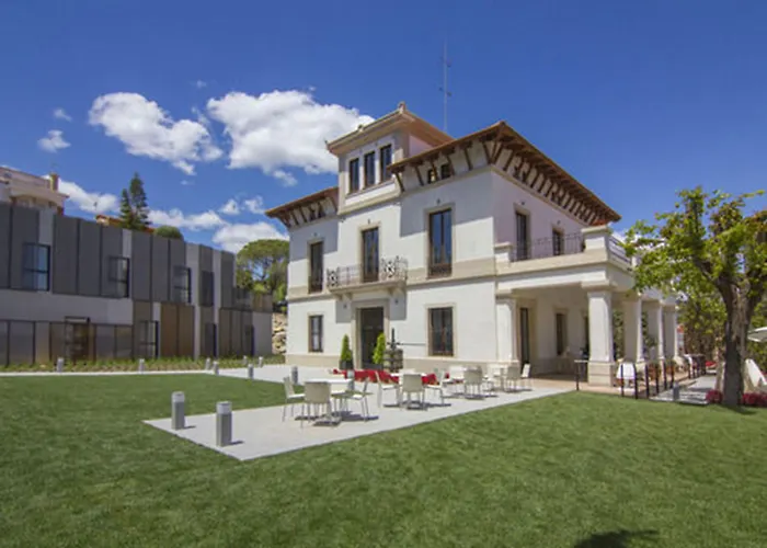 Arrey Hotel