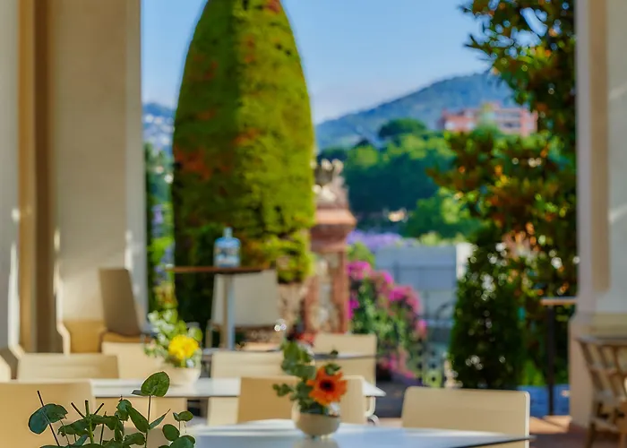 Arrey Hotel 4*