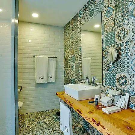 Arrey Hotel