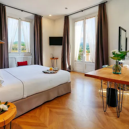 Hotel Arrey 4*